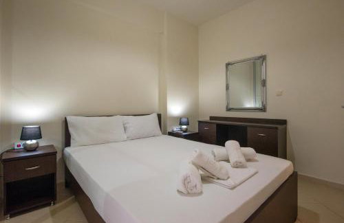 Grand Suites with Private Pools - Photo 42