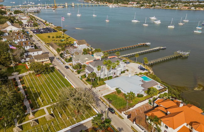 Eagles Nest at Villas on the Bay Retreat for 4! - Photo 45