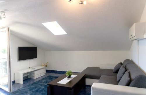 Apartmani Adriana - Photo 14