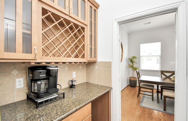 Lux Galleria Home-5BR Roof Deck - Foto 37