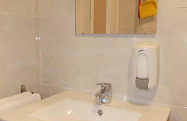 APT 2 Acollidor al Centre històric de Vic APTGARBI - Photo 10