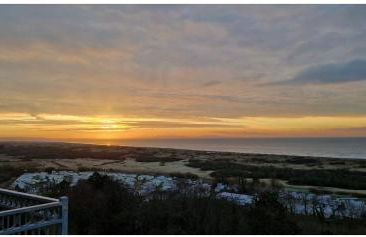 The Mermaids Watch Pendine DOG FRIENDLY with Cymru Holidays - Photo 3