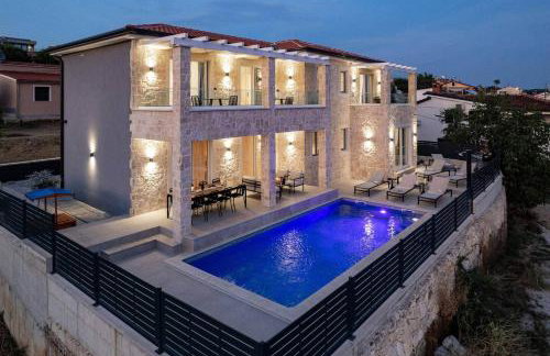 Villa mit Meerblick & Pool bei Poreč - Foto 29