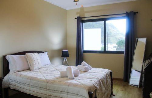 Waterfall House - Photo 19