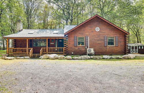 Long Pond Log Cabin with Hot Tub Soaks and Outdoor Fun - Foto 25