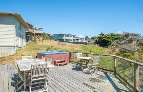Tide Pool! PERFECT Location! AMAZING views! Short Walk to Beach! Hot Tub!! Game Room!! BBQ!! Fast WiFi!! Dog Friendly! - Foto 7
