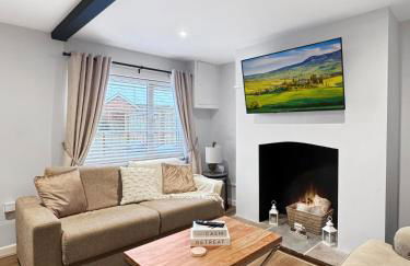 Sleeps 6 3bedroom House, Harlaxton Garden Driveway - Foto 13