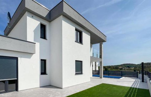 3 Bedroom Amazing Home In Musales - Photo 12