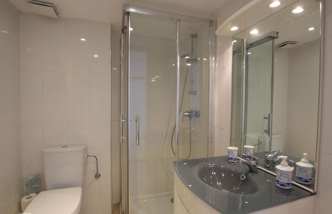 Comfortable Holiday Home Near the Beach - Photo 8