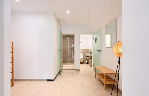 Rosengarten Apartments Fürth, Moderne Serviced Apartments in Citylage, ganze Ferienwohnung 50 m2, nahe Nürnberg, Metro, Sauna, Frühstück & Parkplatz - Foto 53