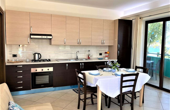 Belvilla by OYO Appartamento Lato Piscina - Photo 5