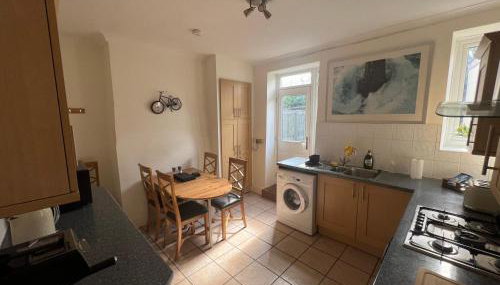 Cosy 1890s Home Nestled In Penistone - Foto 4, stove, pet friendly, toaster, minibar