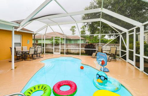 Pool and Fire Pit Family-Friendly Palm Bay Home! - Foto 1