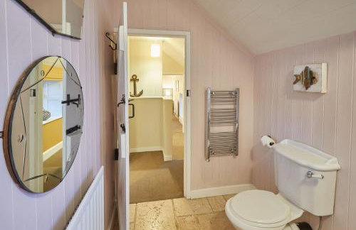 Church Cottage by Coast & Country Stays - Foto 55