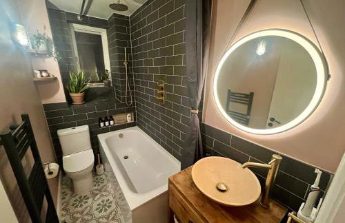 Stylish 1-Bed in Hackney - Foto 8