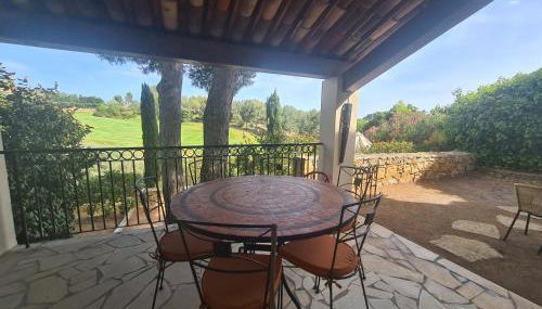 SUPERBE VILLA-DOMAINE AVEC GOLF PISCINE ET TENNIS - Foto 2, Garden view