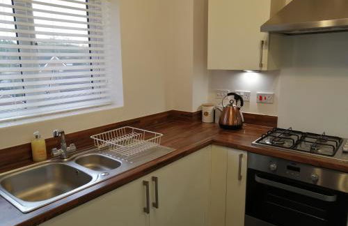 StayNEC LAMPREY- Lux Apartment - Birmingham - For Company, Contractor & Leisure Stays NEC, HS2, JLR, Airport - Foto 5