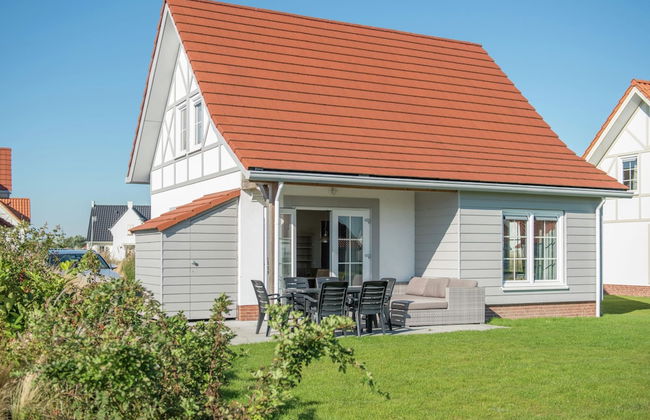 Detached Villa With Three Bathrooms Near the Sea - Photo 22