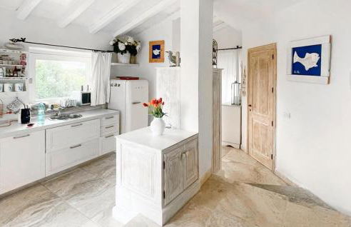 Stunning Home In Abbiadori - Photo 11