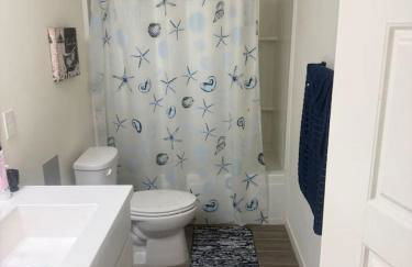 Luxury 5BR Maricopa Home with Private Heated Pool and Year Round Hot Tub - Photo 22