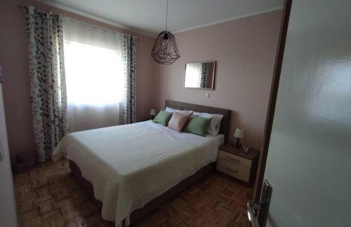 Kuća za odmor M&J s grijanim bazenom - Photo 60