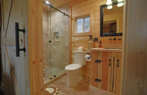 Couple Retreat Cabin-near Smoky Mountain Railroad-Hot Tub - Foto 8