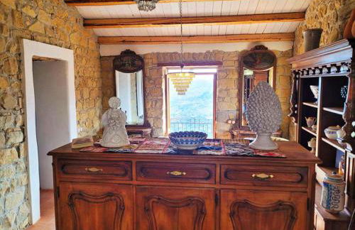 House in the Countryside with Aeolian View - Foto 28