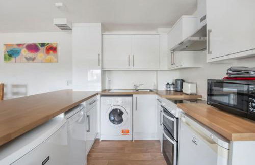 Wallace's Rest - Photo 7