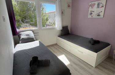 Chez Nico - 100 m plages - clim - jardin - parking - Quartier calme - Foto 6