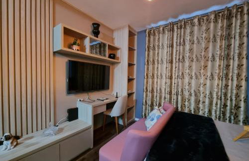 Flat luxo, mobiliado c/ ar, wi-fi, pisc. e academia - Foto 12