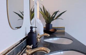 Große Penthouse Ferienwohnung mit Meerblick, Sonnenterrasse & Luxusbad von "Momentic" - Foto 32