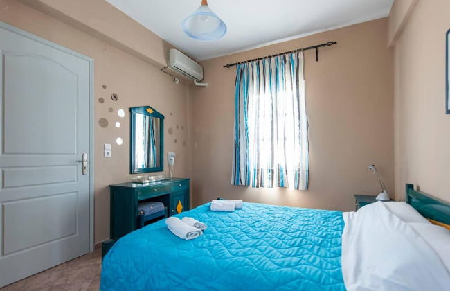 Santorious Nice View Apartment - Photo 5