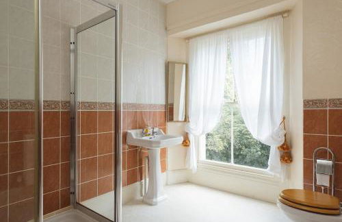 Elegant Pembrokeshire Country House - Sleeps 17 - Photo 4