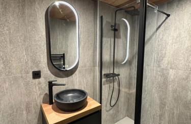 Chalet Jean (Coeur de Morzine) Jacuzzi & Sauna - Photo 8