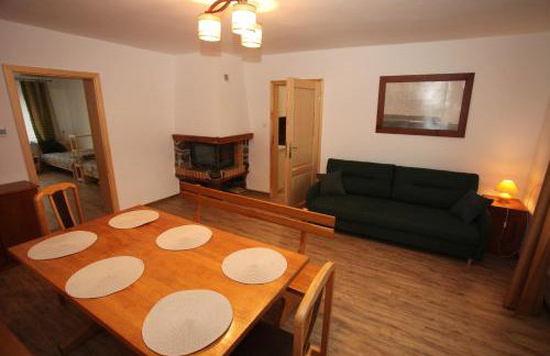 Leśniczówka Wigierskiego Parku Narodowego w Maćkowej Rudzie - Foto 1