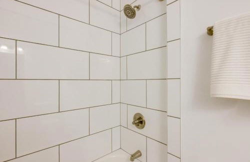 Modern Family Home in Mason with Backyard and Fire Pit - Foto 20