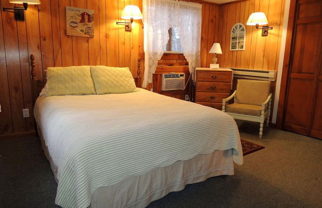 Shorelands Guest Resort and Cottages - Photo 50