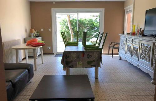 Maison 2 chambres et 2 lits simple Jardin en centre ville - Foto 13