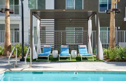 Blueground East Industrial pool nr Central Park SFO-2045 - Foto 23