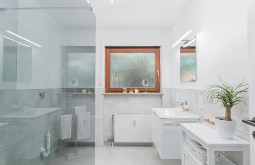 Cruwzo - Fantastic Apartment with Balcony and Parking - Foto 5