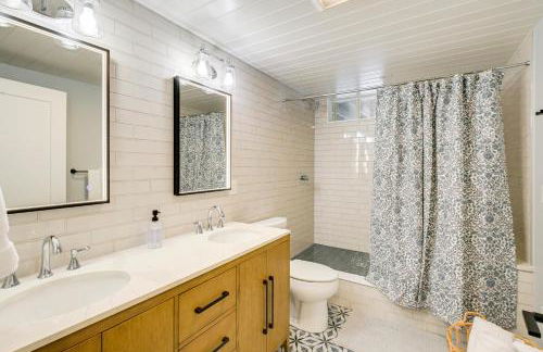 Hot Tub and Boat Dock Waterfront Maine Retreat! - Foto 18