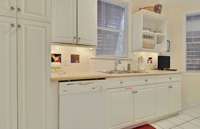 Amelia Home by Avantstay In Historic Old Town w/ Pool - Foto 8