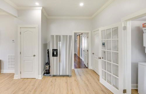 Updated Greenville Home with Backyard! - Foto 7