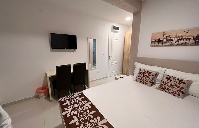 Pearl Apartments - Photo 5