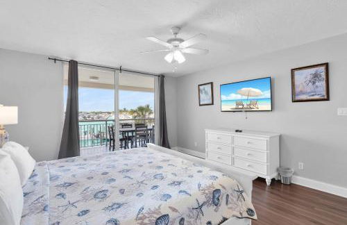 Curacao - Large 2x2 Waterfront Condo Great View Pool & Dock - Photo 16