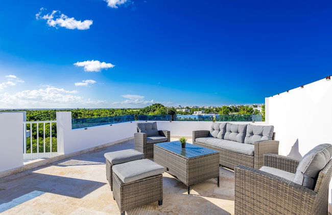 Relaxing 3-bedroom Villa With Pool Rooftop Jacuzzi in a Secluded Setting - Foto 63