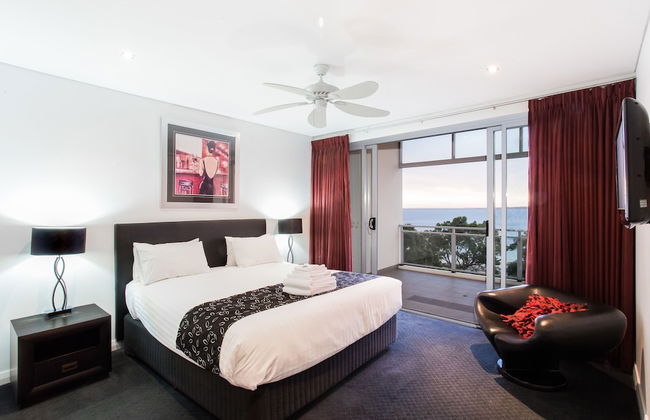 Spinnakers by Rockingham Apartments - Photo 4