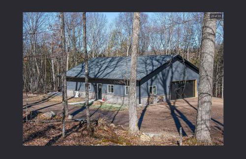 Snowy Paws on Lac Vieux Desert - Photo 19