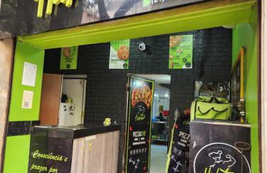 Complete studio one block from Flamengo beach - Foto 28