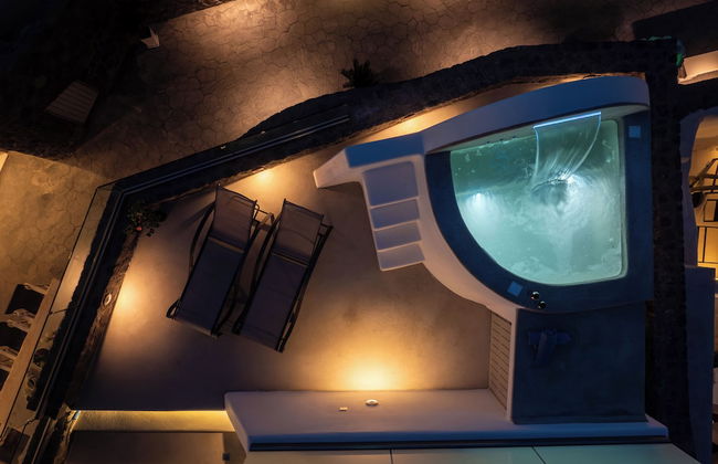 Yiota Collection 4 Suites & 4 Prive Jacuzzi - Foto 73